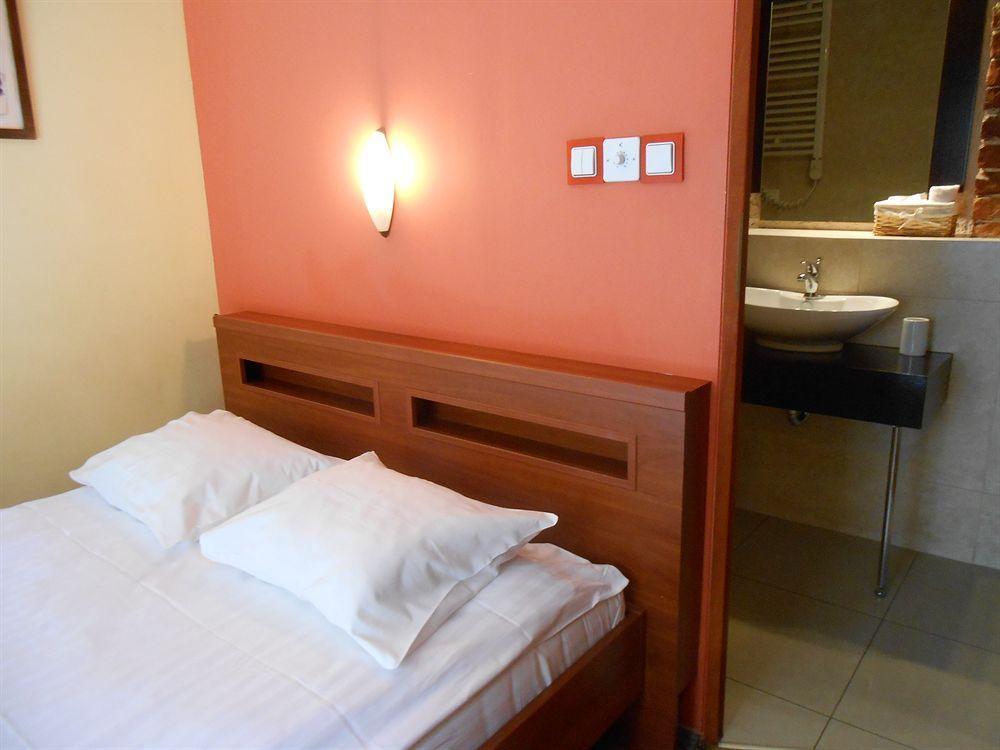 קרקוב Tango House Bed & Breakfast מראה חיצוני תמונה